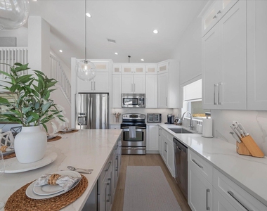 4145 Bahia Isle Circle - Photo Thumbnail 12