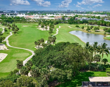 2425 Presidential Way - Photo Thumbnail 26