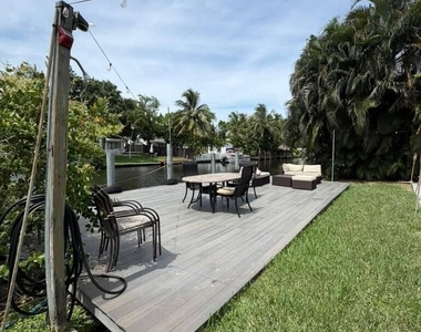 2635 Liberty Street - Photo Thumbnail 16