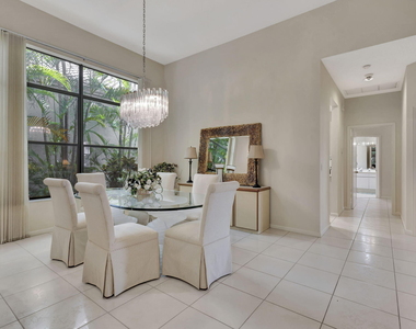 4528 Barclay Fair Way - Photo Thumbnail 6