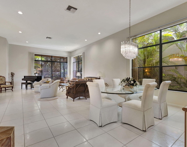 4528 Barclay Fair Way - Photo Thumbnail 7