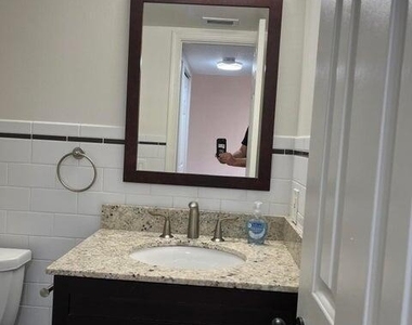 315 Palmwood Place - Photo Thumbnail 8