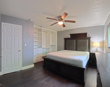 1719 15th Avenue N - Photo Thumbnail 27
