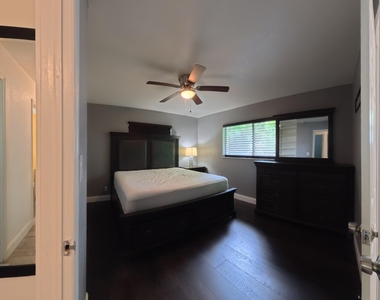 1719 15th Avenue N - Photo Thumbnail 26