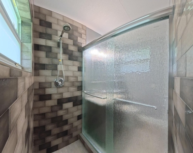 1719 15th Avenue N - Photo Thumbnail 34