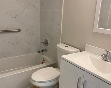 450 W Palm Cir Circle W - Photo Thumbnail 5