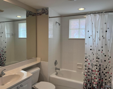 3368 Greenway Drive - Photo Thumbnail 24