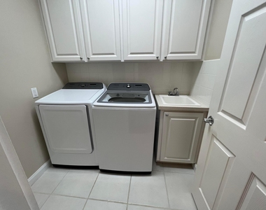 3368 Greenway Drive - Photo Thumbnail 29