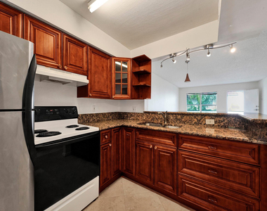 4025 N Federal Highway - Photo Thumbnail 6