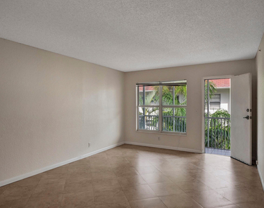 4025 N Federal Highway - Photo Thumbnail 2