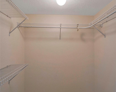 4025 N Federal Highway - Photo Thumbnail 18