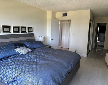 5100 N Ocean Boulevard - Photo Thumbnail 7