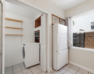 854 Sw 11th Street - Photo Thumbnail 14