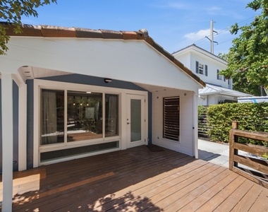 854 Sw 11th Street - Photo Thumbnail 18