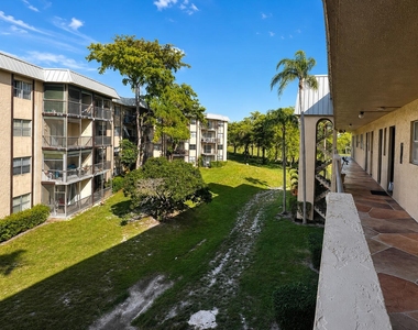 6101 N Falls Cir Drive - Photo Thumbnail 3