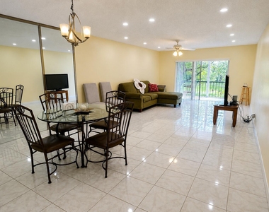 6101 N Falls Cir Drive - Photo Thumbnail 2