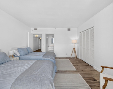 4000 N Ocean Drive - Photo Thumbnail 41