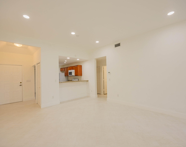 7520 La Paz Boulevard - Photo Thumbnail 17