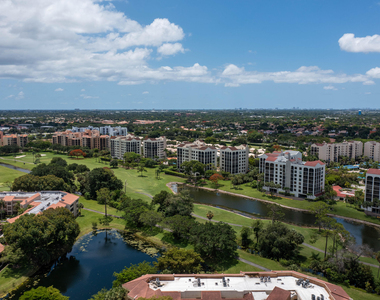 7520 La Paz Boulevard - Photo Thumbnail 45