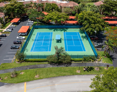 7520 La Paz Boulevard - Photo Thumbnail 40