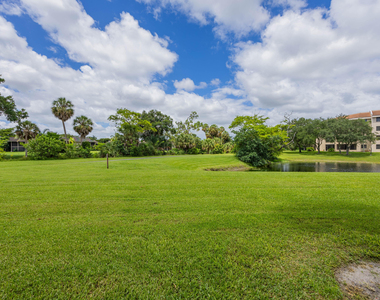 7520 La Paz Boulevard - Photo Thumbnail 54