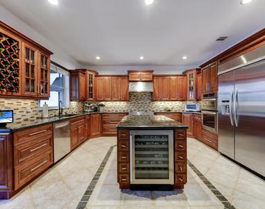 3181 Sw 173rd Terrace - Photo Thumbnail 14