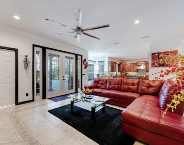 3181 Sw 173rd Terrace - Photo Thumbnail 13