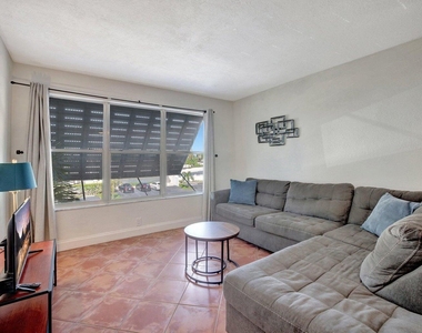 2400 Ne 33rd Avenue - Photo Thumbnail 10