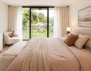 2621 Village Boulevard - Photo Thumbnail 10