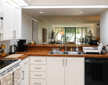 2621 Village Boulevard - Photo Thumbnail 3