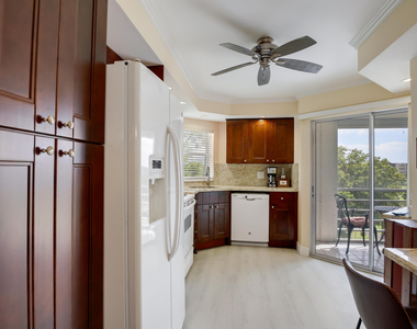 3593 Birdie Drive - Photo Thumbnail 5