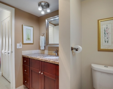 3593 Birdie Drive - Photo Thumbnail 16