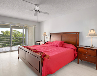 3593 Birdie Drive - Photo Thumbnail 12