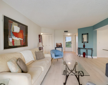 3593 Birdie Drive - Photo Thumbnail 8