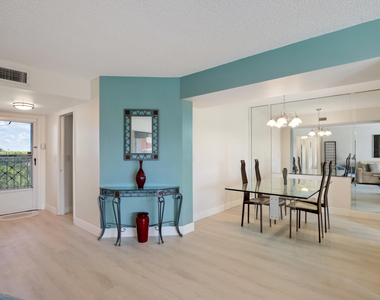 3593 Birdie Drive - Photo Thumbnail 7