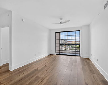 233 S Federal Highway - Photo Thumbnail 2