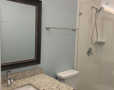 2251 Ne 66th Street - Photo Thumbnail 8