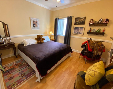 10747 Nw 70th Terrace - Photo Thumbnail 9