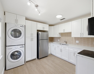 355 Wickline Boulevard - Photo Thumbnail 7