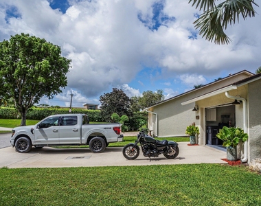 11894 Donlin Drive - Photo Thumbnail 4