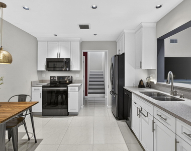 11894 Donlin Drive - Photo Thumbnail 44