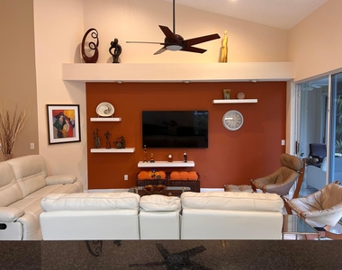 8884 Shoal Creek Lane - Photo Thumbnail 6