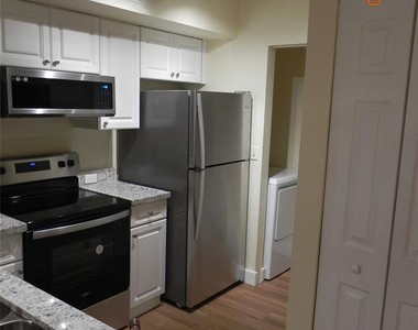 577 Sw 111th Lane - Photo Thumbnail 3