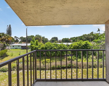 708 Sw Gardens Boulevard - Photo Thumbnail 19