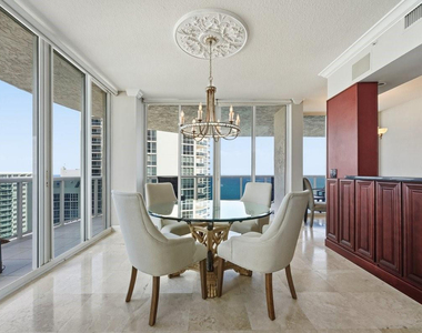3100 N Ocean Boulevard - Photo Thumbnail 8