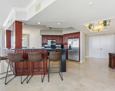 3100 N Ocean Boulevard - Photo Thumbnail 9