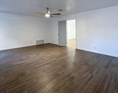 13408 Thompson Road - Photo Thumbnail 7