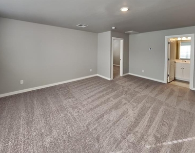 4412 Ne 123rd Street - Photo Thumbnail 13
