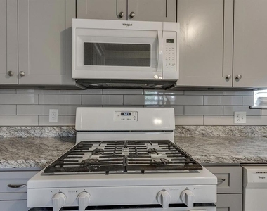641 Sw 15th Street - Photo Thumbnail 12