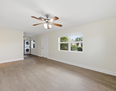 349 Wickline Boulevard - Photo Thumbnail 8